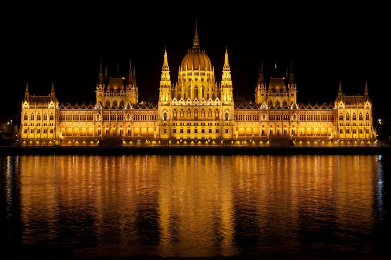 Parliament Apartment Budapest Exterior foto